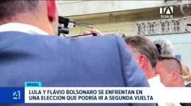 La contienda electoral entre Luiz Inácio Lula da Silva y Flávio Bolsonaro moviliza a votantes de todo el país en una jornada que se extenderá hasta las 17:00, hora de Brasilia. Un reportaje de Estefanía Vaca
