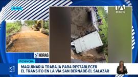 Las continuas precipitaciones registradas en la zona noroccidental de Pichincha provocaron severos daños en la infraestructura vial, dificultando el tránsito de los comuneros. Un reporte de Brigette Mancheno
