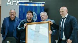 Messi recibió el doctorado Honoris y Causa