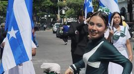 Desfiles cívicos por la Independencia de Guayaquil.