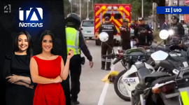 8amUIO2