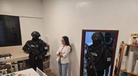 Agentes de la Policía Nacional y de Fiscalía ejecutaron una orden de detención en contra de González.
