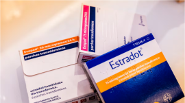 Imagen referencial sobre los distintos tratamientos hormonales y medicamentos utilizados para aliviar los síntomas de la menopausia.