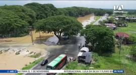 El Inamhi advierte que las precipitaciones y vientos seguirán en la Costa, mientras el Erfen señala que la temperatura del mar subió más de 5 grados sobre lo normal. un reportaje de Bernarda Cevallos