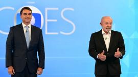 Lula y Flávio Bolsonaro debaten propuestas y miden fuerzas en un escenario de empate técnico
