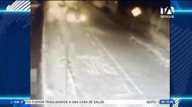 Un nuevo hecho violento se registró en la parroquia de Sangolquí, cantón Rumiñahui, donde un ciudadano fue interceptado por sujetos desconocidos mientras transitaba en su automóvil. Según testimonios de moradores del sector, los delincuentes abordaron a la víctima por la fuerza y huyeron con rumbo desconocido llevándose al ciudadano y su vehículo. Un reporte de Gustavo Jaramillo.