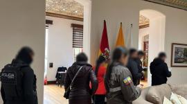 Así se desarrollaron los allanamientos en Cuenca por presunto peculado este martes 27 de octubre de 2026.