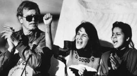 Dolores Huerta, histórica defensora de los derechos civiles y laborales en Estados Unidos, falleció el 28 de octubre de 2026, a los 96 años.