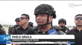 El procesado enfrenta al menos cinco cargos en la justicia estadounidense, mientras que en Ecuador la audiencia de juicio por el crimen del excandidato queda suspendida. Un reportaje de Fausto Yépez