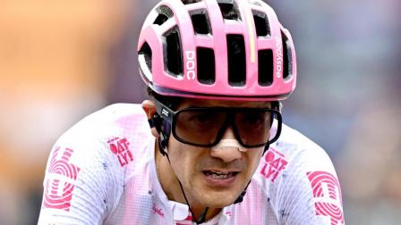 Richard Carapaz se mantiene en el sexto lugar de la clasificación general, luego de la disputa de la etapa 13 del Giro de Italia