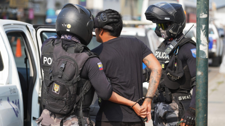 La Policía Nacional detuvo a un menor de edad durante un operativo antidelincuencial en Guayaquil.