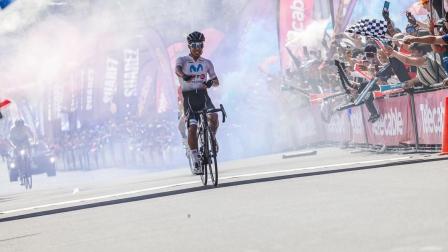 Richard Huera finalizando la etapa 8 de la vuelta en Costa Rica.