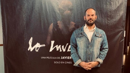 Javier Andrade prepara una nueva película y proyectos en el teatro. Su objetivo es que el público salga emocionado y transformado tras mirar su obra.