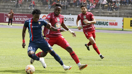 El Nacional venció a Mushuc Runa, por 3-2, en un partido jugado el 1 de junio del 2025, en el estadio Fernando Guerrero de Riobamba.