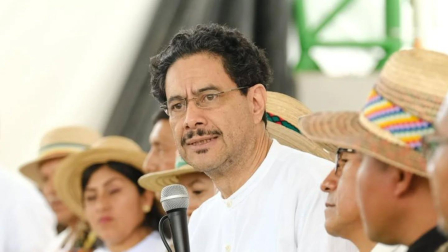 Iván Cepeda ha estado vinculado a la política toda su vida.