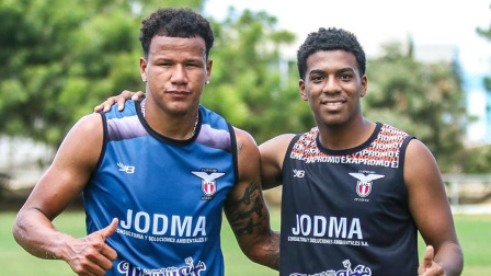 Leandro Yépez y Maicol Valencia fueron asesinados en un hostal en Manta. Ocurrió el 10 de septiembre.