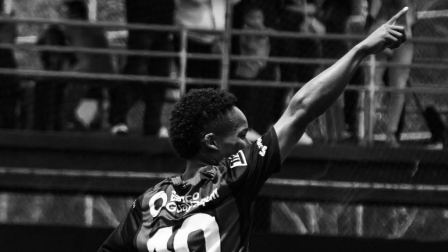 Miguel Nazareno jugaba en el equipo Sub 17 de Independiente del Valle. Su trágico deceso generó dolor e indignación en el elenco pichinchano.