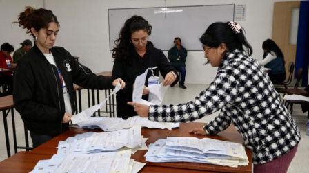 Las juntas receptoras del voto cerraron y comenzaron el escrutinio de las actas.