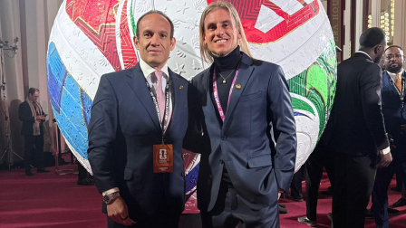 Francisco Egas, presidente de la FEF y Sebastián Beccacece, Director Técnico de la Selección Mayor, en el Kennedy Center para presenciar el sorteo de la Fase de Grupos del Mundial 2026