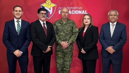 La firma del convenio de El Nacional este miércoles 24 de diciembre.