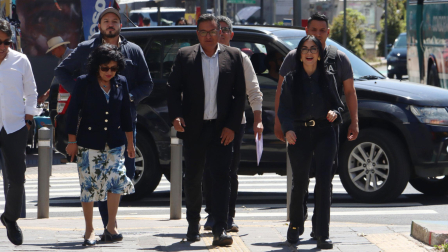 Asambleísta Viviana Veloz acudió a la Fiscalía General del Estado para rendir versión dentro de la denuncia en su contra.