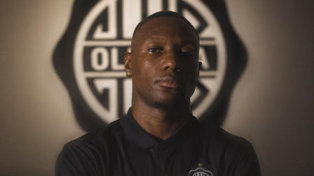 El lateral Aníbal Chalá anunciado como refuerzo de Olimpia.