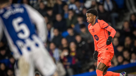 El Barcelona cayó 2 - 1 ante la Real Sociedad y perdió la racha ganadora.