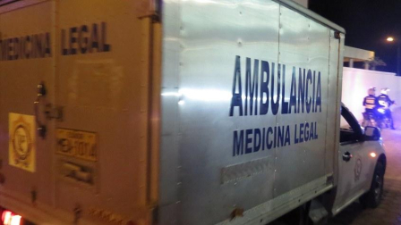 tres hombres fueron acribillados en el interior de un vehículo en el cantón Santa Lucía