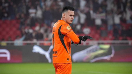 Gonzalo Valle, golero de Liga de Quito, titular en el partido ante Barcelona