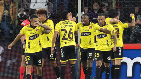 Campeonato nacional de fútbol, Liga ECUABET 2026.  Liga de Quito, LDU-Q enfrenta a Barcelona en el estadio Rodrigo Paz Delgado.Foto : API/ Patricio Terán