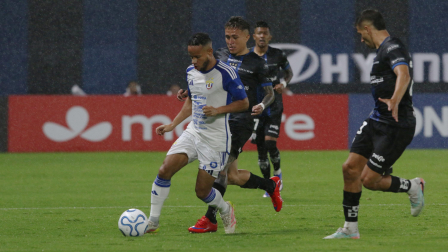 Sangolqui, miércoles 15 de abril del 2026Cotejo entre Independiente del Valle vs Universidad Central de Venezuela Fútbol Club, por la segunda fecha del grupo H, del campeonato Conmebol Libertadores, jugado en el Estadio Banco de Guayaquil.Fotos: API / Rolando Enríquez