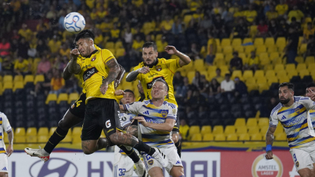 En el estadio Banco Pichincha, Barcelona se enfrenta a Boca Junior, en partido de  fase de grupos de la Copa Libertadores.