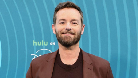 Christopher Masterson en la alfombra roja de 'Malcom in the Middle'
