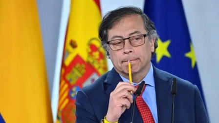 Una congresista ordenó la suspensión temporal del cargo al presidente Gustavo Petro.