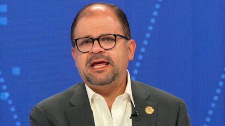 El ministro del Interior, John Reimberg, aseguró que hay autoridades de elección popular en la lista para ser detenidas.