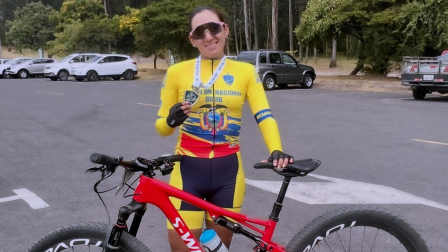La ciclista ecuatoriana Miryam Núñez durante el Campeonato Nacional de Ciclismo.