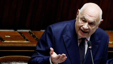 El ministro de Justicia de Italia, Carlo Nordio, se dirige a la cámara baja del parlamento en Roma.