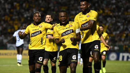 Manta, 05 de agosto de 2026. En el estadio Reales Tamarindos, Liga de Portoviejo recibe a Barcelona en un partido por los 8vos de final de la Copa Ecuador 2026. API FOTO / ARIEL OCHOA