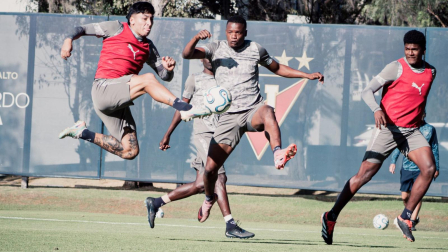 Jugadores de Liga de Quito durante un entrenamiento.