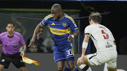Enner Valencia en el partido de Boca Juniors