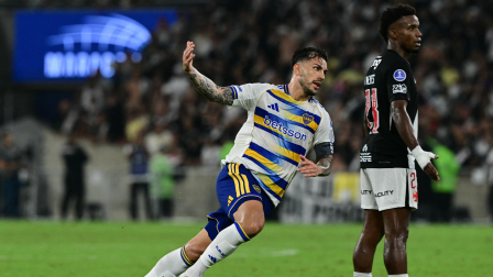 Leandro Paredes, celebra el tercer gol con Boca Juniors en la vuelta de las semifinales de la Copa Sudamericana entre Vasco