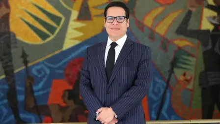 José Julio Neira es licenciado en Asuntos Internacionales de la Universidad Rollins de Estados Unidos.