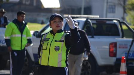 Agentes de tránsito en Quito