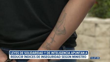 El ministro de Gobierno, José De La Gasca, aseguró que la Ley de Solidaridad y la de Inteligencia tienen como objetivo disminuir los índices de inseguridad en el país. 

Un reportaje de Carlos Sacoto