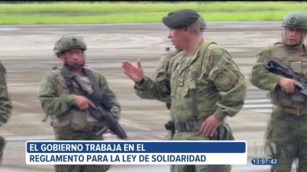 El Gobierno trabaja en un reglamento que permitirá al sector privado entregar donaciones a la fuerza pública a cambio de deducciones en el impuesto a la renta.
Un reportaje de Belén Merizalde