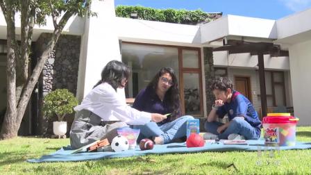 No es saludable saturar a los niños y adolescente con actividades y cursos durante las vacaciones. Expertos dan algunas recomendaciones para evitar consecuencias negativas al inicio del nuevo año escolar.
Un reportaje de Stephany Paz