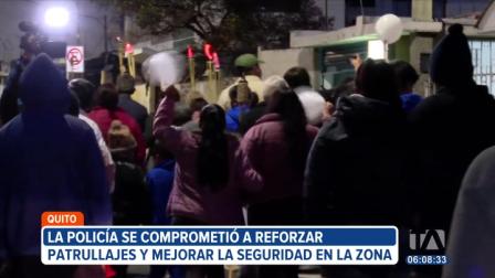 Los moradores del barrio El Dorado, en el centro de Quito, protagonizaron una marcha para pedir mayor seguridad.  Denuncian que el robo a viviendas ha incrementado.

Un reportaje de Karen Haro