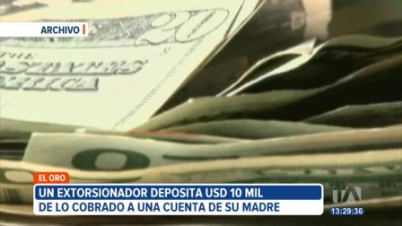 Un hombre dedicado a la extorsión en la provincia de El Oro depositó 10 mil dólares, producto de este delito, en la cuenta bancaria de su madre. Ambos están detenidos.
Un reportaje de Catalina García