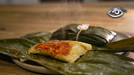 Tamales, bollos, maitos y más: envolver comida en hojas es una tradición ancestral que une al Ecuador desde la Sierra hasta la Amazonía. Descubre la historia, los sabores y qué hay detrás de esta técnica culinaria.