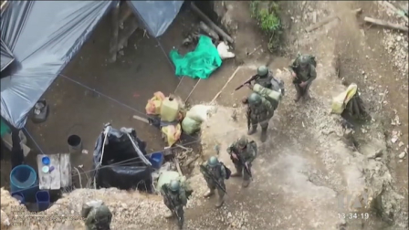 1 500 militares tomaron el control de tres minas ilegales en la parroquia de Buenos Aires, provincia de Imbabura. Según un informe de seguridad del Estado, el grupo delictivo Los Lobos controla esa zona.
Un reportaje de Belén Merizalde
